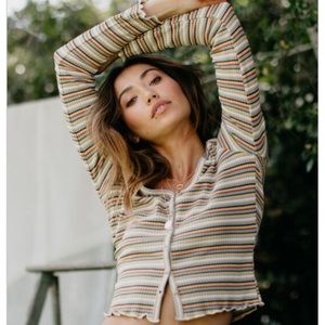 SKY AND SPARROW Striped Lettuce Edge Top